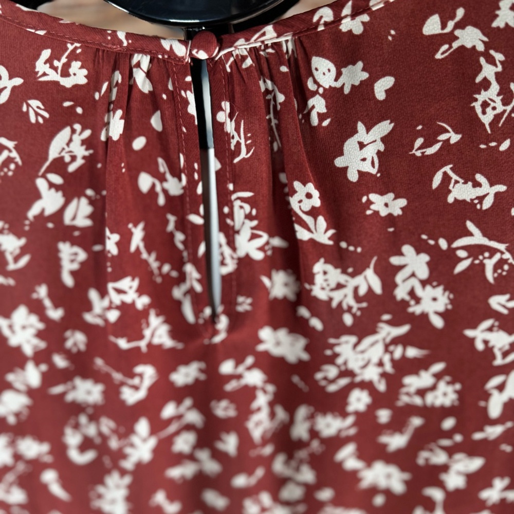 Women's Rust Floral Print Top Size Small - Picture 8 of 14